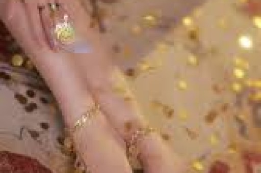 周星驰新片《女足》拍摄现场曝光：简陋设备引发全民大讨论星爷葫芦里卖的什么药？